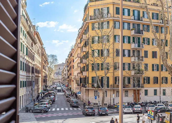 Juliette Exclusive Near Vatican Apartment Rom